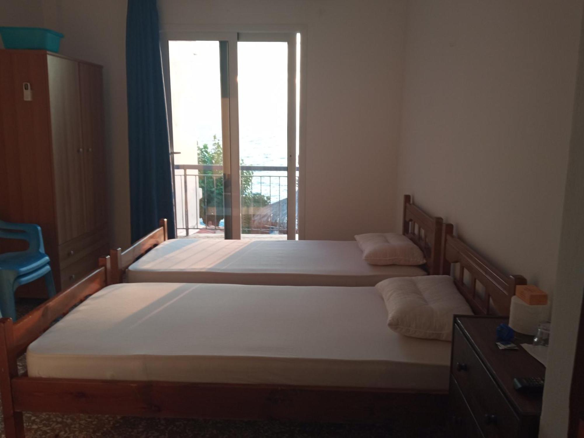 Akri Rooms Akráta Eksteriør billede